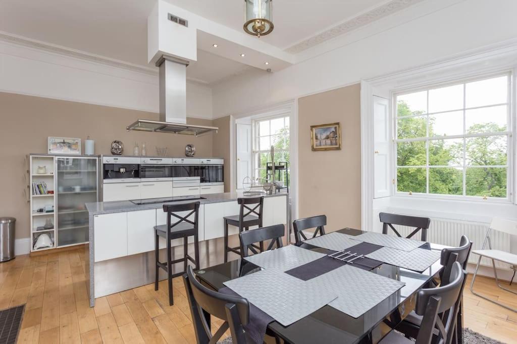 Prime Edinburgh City Centre - 4 Bed Penthouse Exterior photo